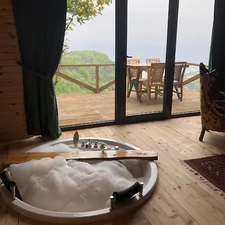 Santaverabungalov Lodge *